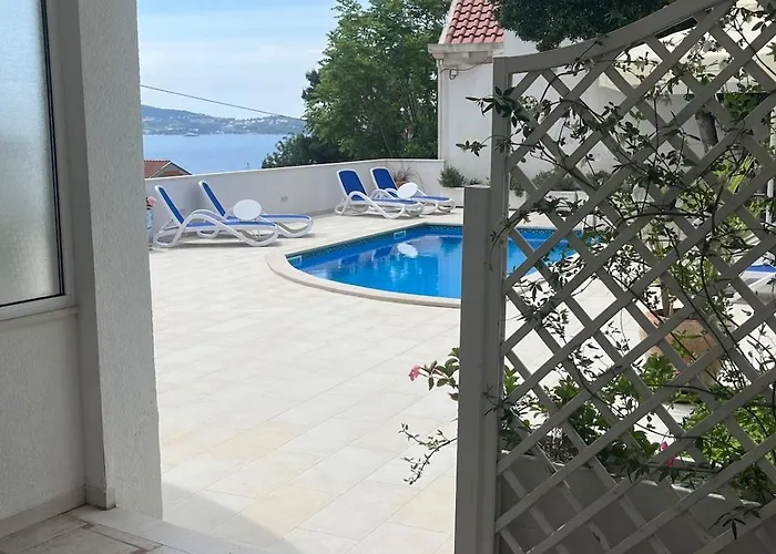 Cozy Апартаменты *